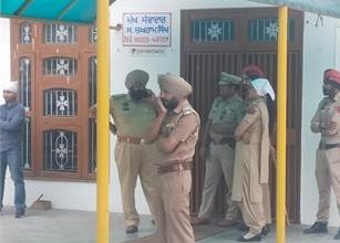 AAP leader accused of attempted sacrilege, huge protest in Sangat