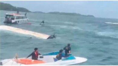 Boat full of Indian tourists capsizes in the sea, 15 people dead